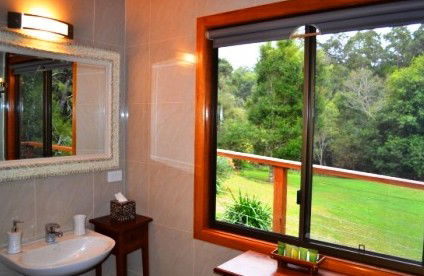 A Waterfall Hideout-Rainforest Cabin For Couples - Accommodation NT 1