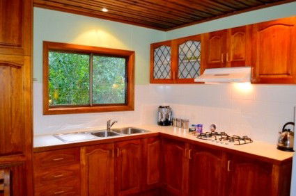 A Waterfall Hideout-Rainforest Cabin For Couples - Accommodation NT 2