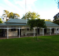 Lake Victoria Station Lodge - Accommodation NT