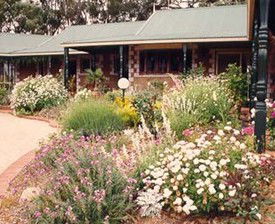 Red Gum Lagoon Cottages - Accommodation NT 0