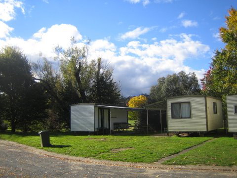 Tumbarumba Creek Caravan Park - Accommodation NT 3