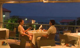 Aqualuna Beach Resort - Accommodation NT 1
