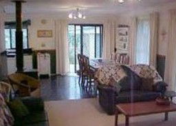 Arcadia House - Accommodation NT 4