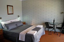 Motel Meneres - Accommodation NT 2