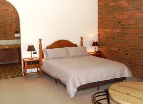 Federation Motor Inn - Accommodation NT 4