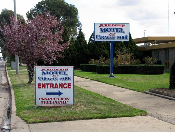 Jerilderie NSW Accommodation NT