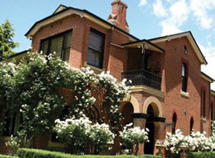Amazing Country Escapes - Bishops Court Estate Boutique Hotel - Accommodation NT 1