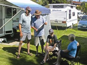 Elliot Heads Holiday Park - Accommodation NT 1
