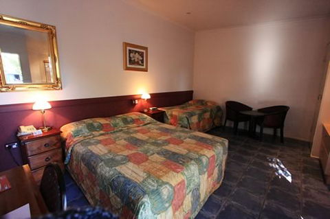 Xenia Central Studio Accommodation - Accommodation NT 2