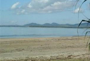 Beachfront Locations - Accommodation NT 3