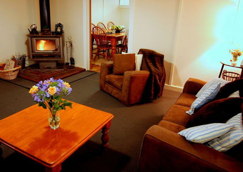 Applegrove Farm - Accommodation NT 4