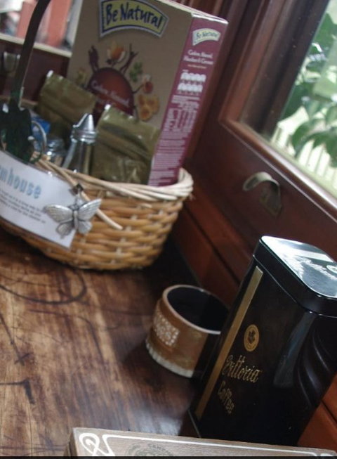 Crebra Farmhouse - Accommodation NT 2