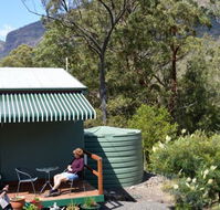 Cave Rock Cottages - Accommodation NT