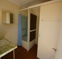 Nanango Caravan and Motorhome Park - Accommodation NT