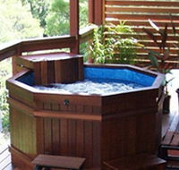 Ravensbourne Escape Tree Tops - Accommodation NT