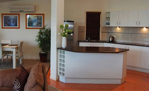 Ravensbourne Escape Kookaburra Kottage - Accommodation NT 2