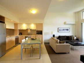 The Chancellor Executive Apartments - Accommodation NT 4