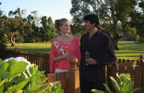 Birds 'n' Bloom Cottages - Accommodation NT 5