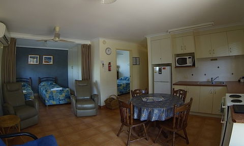 Driftwood Motel & Holiday Units - Accommodation NT 4
