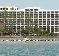 Ramada Resort Golden Beach - Accommodation NT