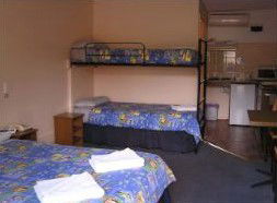 Blue Marlin Resort And Motor Inn - Accommodation NT 2