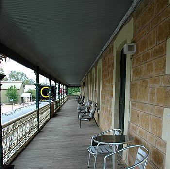 Hotel Mannum - Accommodation NT 0