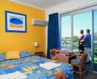 Ocean Side Hawks Nest - Accommodation NT 1