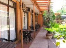 Desert Rose Inn - Accommodation NT 0