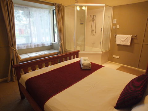 Lake Hume Resort - Accommodation NT 6