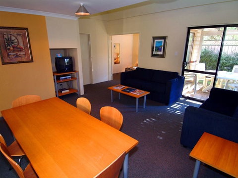 Amalfi Resort - Accommodation NT 2