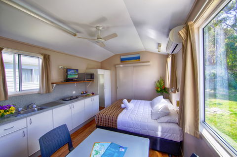 Middle Rock Holiday Resort - Accommodation NT 3