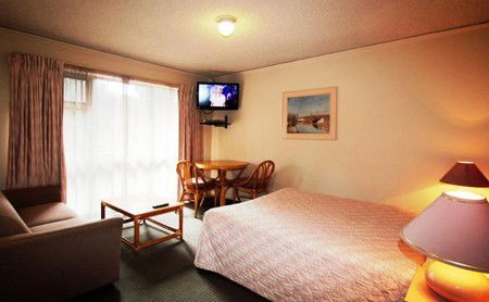  Accommodation NT