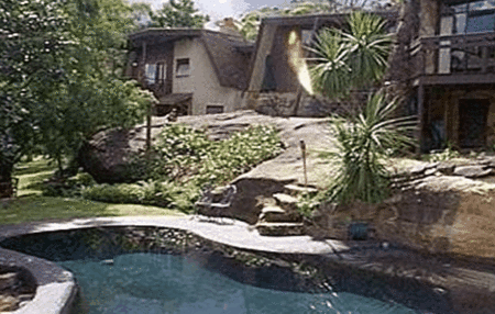 Studio Cottages Romantic Hideaway - Accommodation NT 1