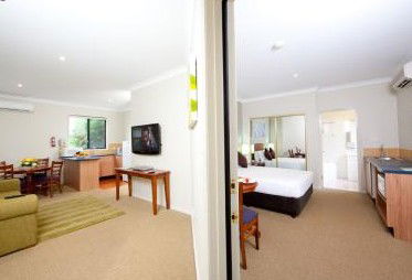 Pokolbin Hills Chateau Resort - Accommodation NT 2