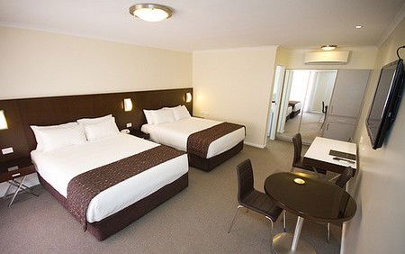 Country Comfort Premier Motel - Accommodation NT 2