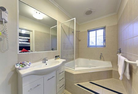 Comfort Inn And Suites Georgian Albury - Accommodation NT 0