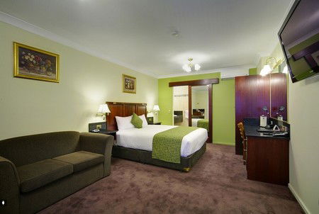 Comfort Inn And Suites Georgian Albury - Accommodation NT 1