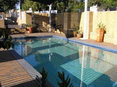 Blue Violet Motor Inn - Accommodation NT 1