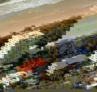 84 The Spit