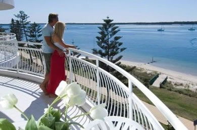 Atrium Resort - Accommodation NT 6