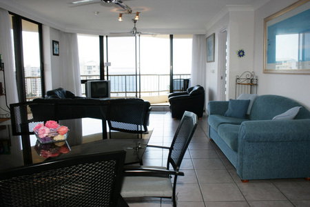 Aristocrat Apartments - Accommodation NT 6