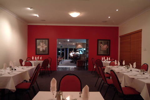 JAMES STREET MOTOR INN - Accommodation NT 0