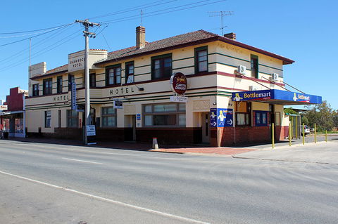 Bullocks Head Tavern - Accommodation NT 0