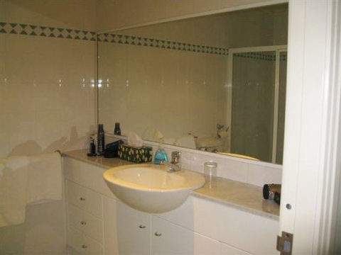 Golden Chain Heritage Motor Inn - Accommodation NT 1