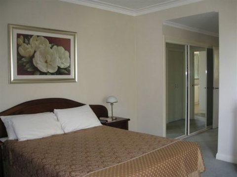 Golden Chain Heritage Motor Inn - Accommodation NT 2
