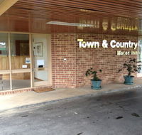 Town amp Country Motor Inn Forbes - Accommodation NT