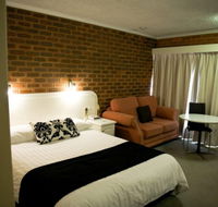 Cousins Motor Inn - Accommodation NT