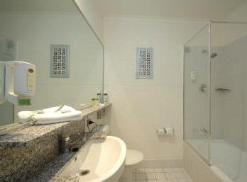 Best Western Grand Country Lodge - Accommodation NT 2