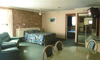 Cardiff Motor Inn - Accommodation NT 2