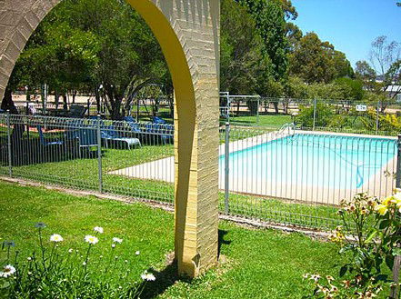 Tarcutta Halfway Motor Inn - Accommodation NT 3